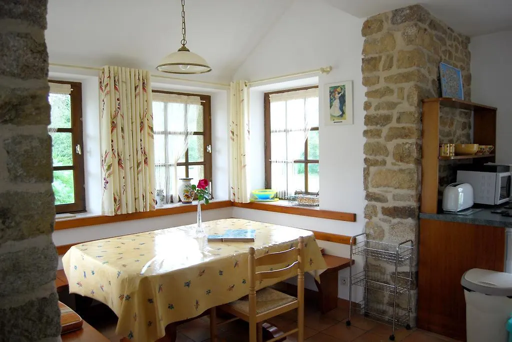 Luxury Brittany Cottages & Heated Pool 0*, Languidic France