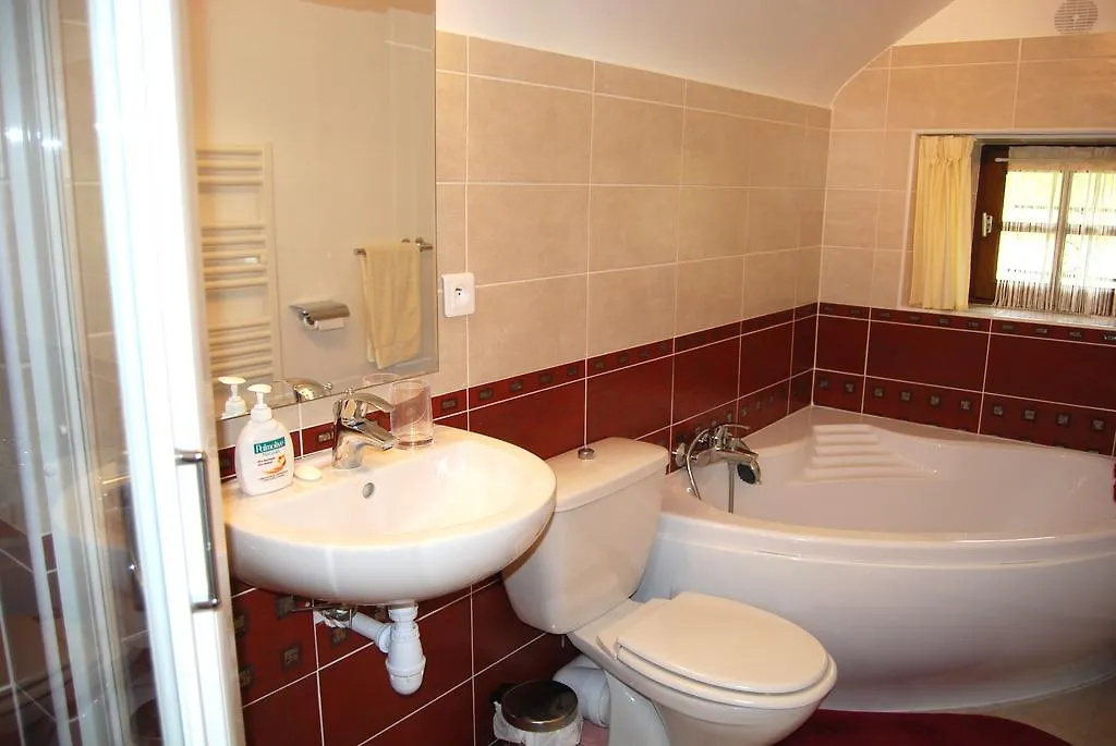 Holiday home Luxury Brittany Cottages & Heated Pool