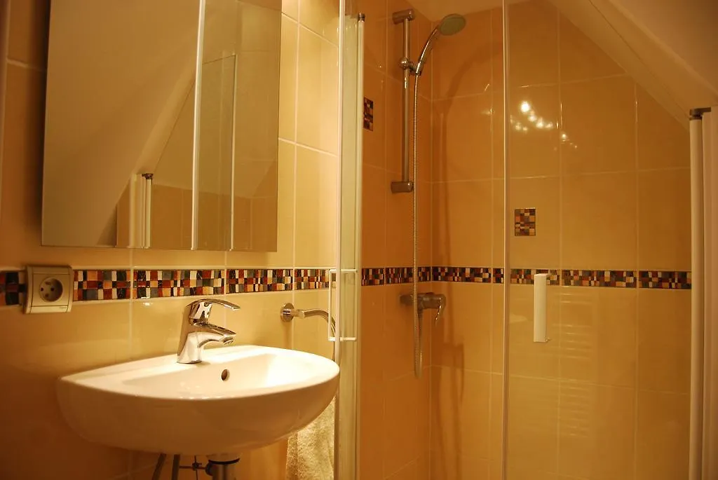 Luxury Brittany Cottages & Heated Pool Holiday home Languidic