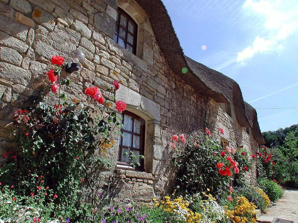 Holiday home Luxury Brittany Cottages & Heated Pool